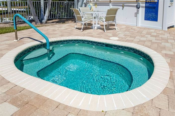 Image No.56-2 Bed Property for sale