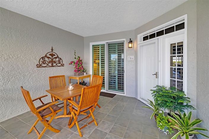 Image No.9-2 Bed Property for sale