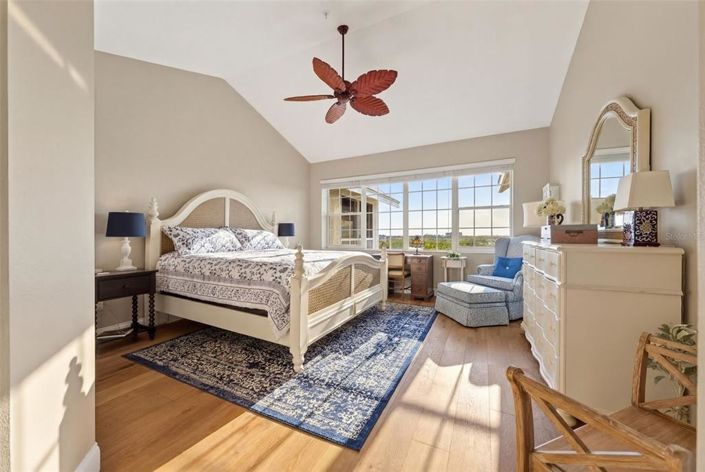 Image No.18-2 Bed Property for sale