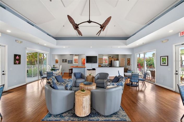 Image No.32-2 Bed Property for sale