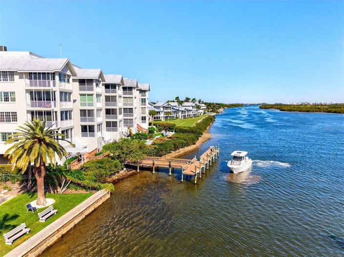 Image No.43-2 Bed Property for sale