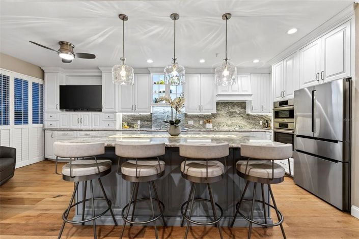 Image No.6-2 Bed Property for sale