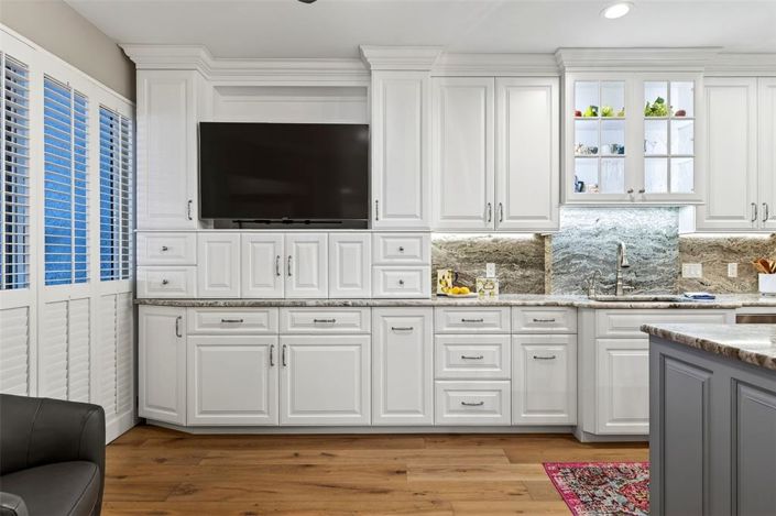 Image No.8-2 Bed Property for sale