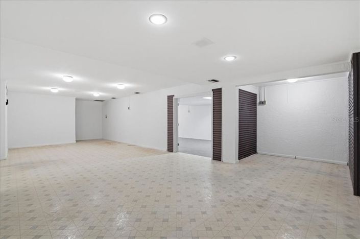 Image No.59-5 Bed Property for sale