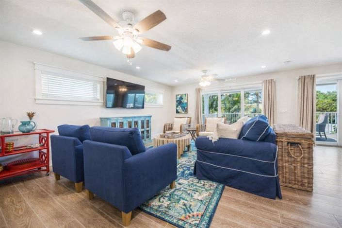 Image No.11-9 Bed Property for sale