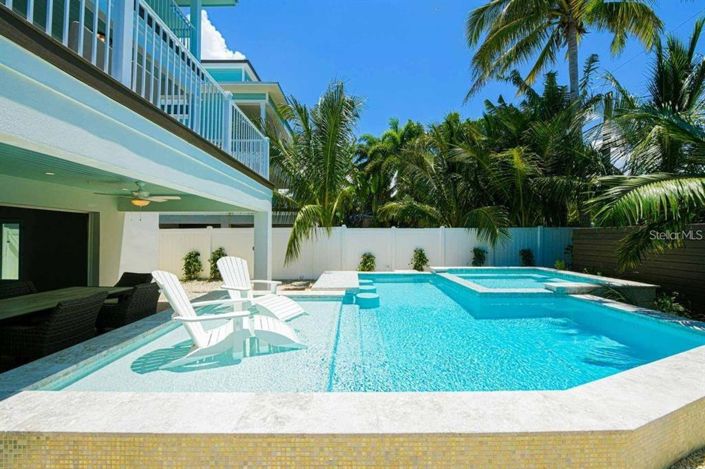 Image No.40-9 Bed Property for sale