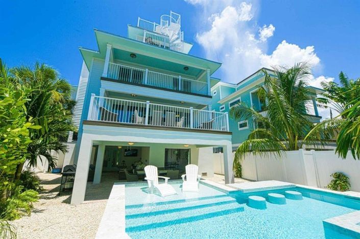 Image No.42-9 Bed Property for sale