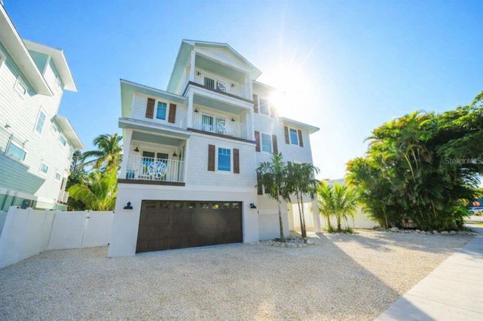 Image No.48-9 Bed Property for sale