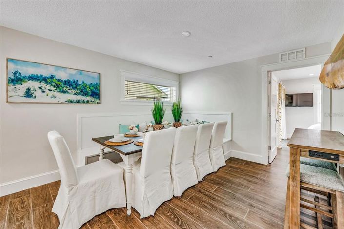 Image No.14-8 Bed Property for sale