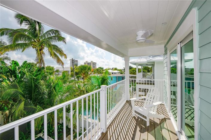 Image No.16-8 Bed Property for sale