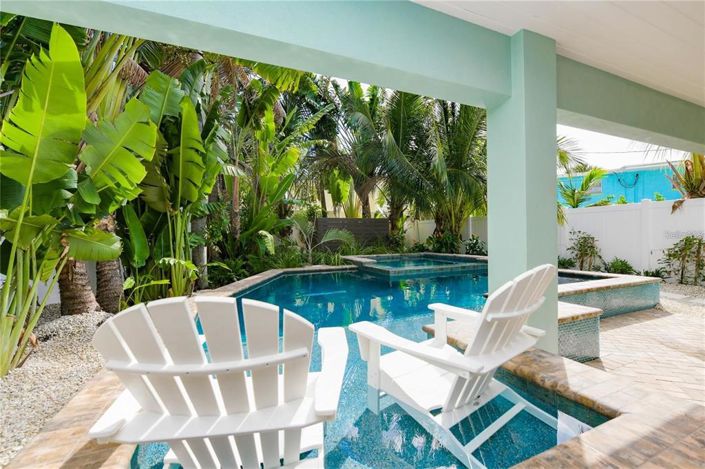 Image No.47-8 Bed Property for sale