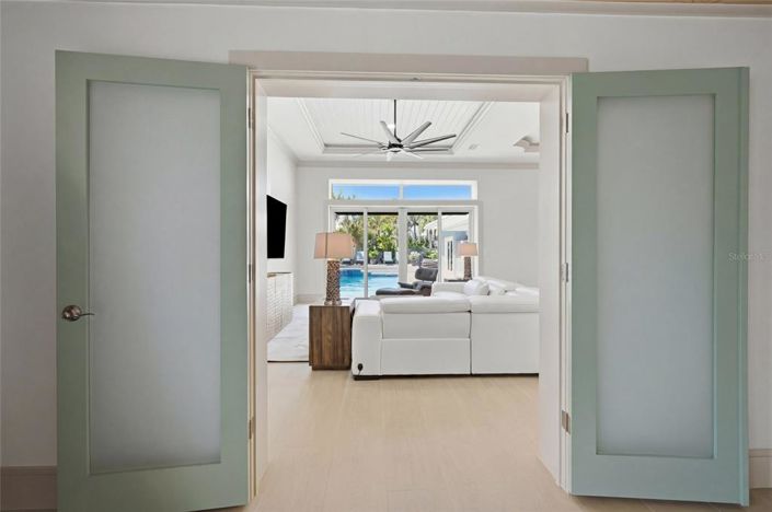 Image No.14-4 Bed Property for sale