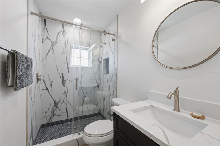 Image No.26-4 Bed Property for sale