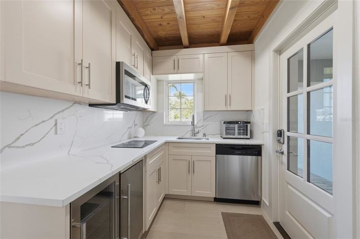 Image No.30-4 Bed Property for sale