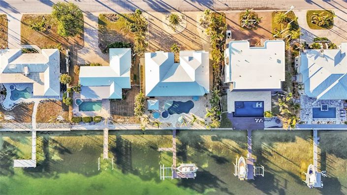 Image No.8-Propriété de 4 chambres à vendre à Holmes Beach