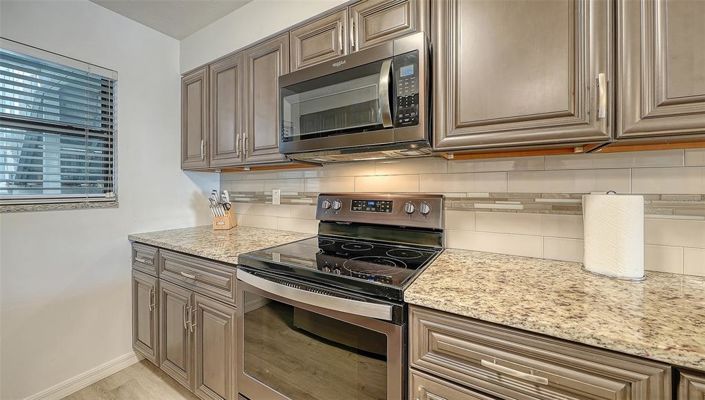 Image No.18-2 Bed Property for sale