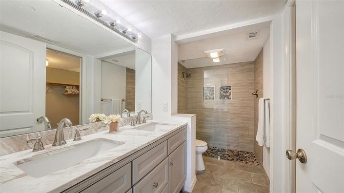 Image No.24-2 Bed Property for sale