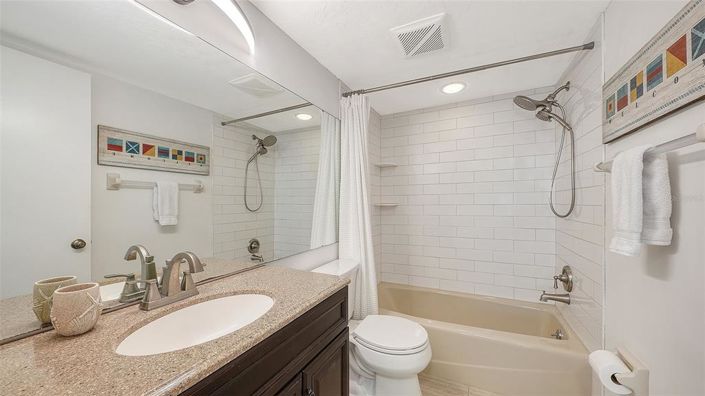 Image No.28-2 Bed Property for sale