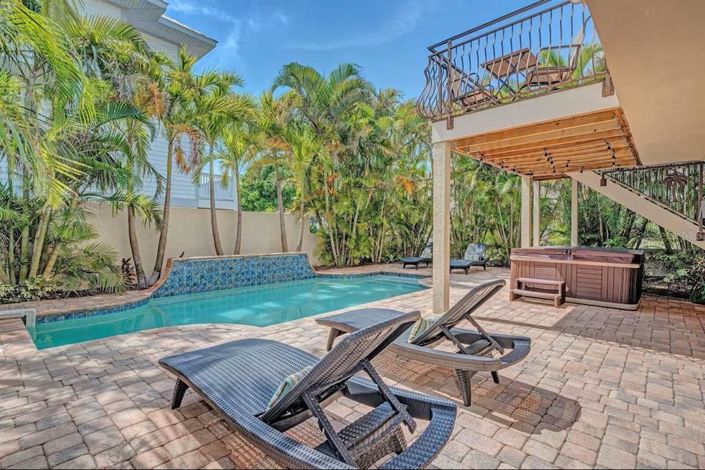 Image No.30-Propriété de 6 chambres à vendre à Holmes Beach