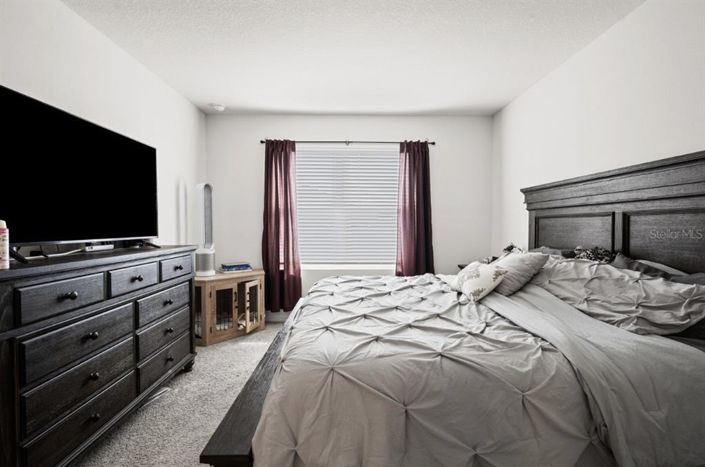 Image No.17-3 Bed Property for sale