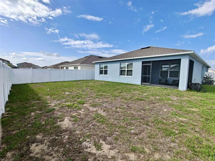 Image No.20-3 Bed Property for sale