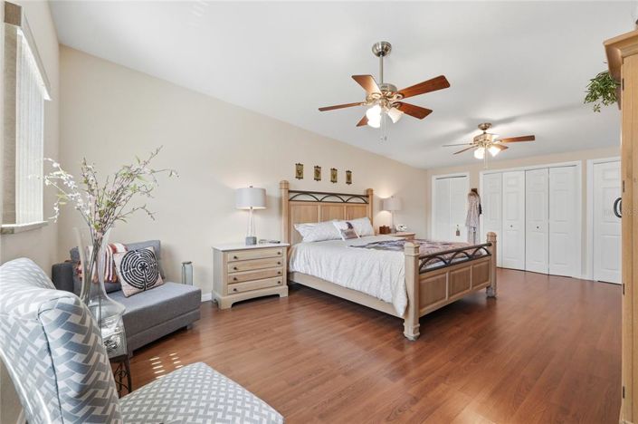 Image No.27-2 Bed Property for sale