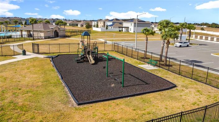 Image No.48-4 Bed Property for sale