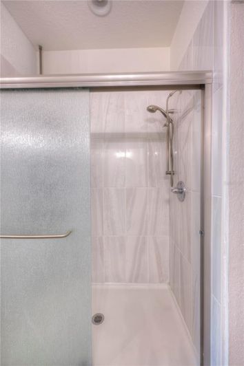 Image No.13-3 Bed Property for sale