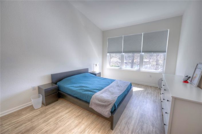 Image No.9-3 Bed Property for sale