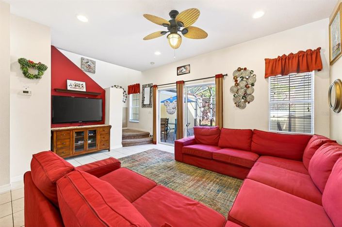 Image No.10-3 Bed Townhouse for sale