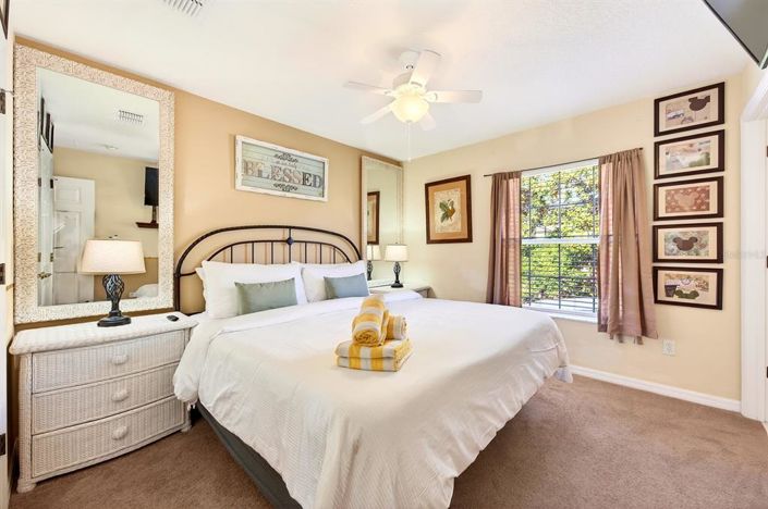 Image No.13-3 Bed Townhouse for sale