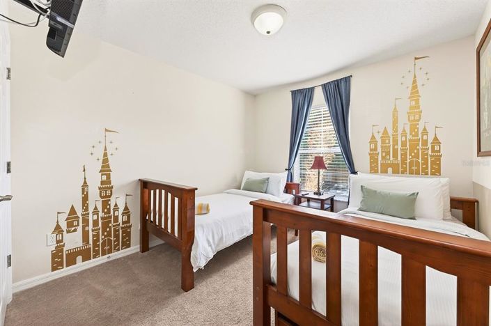 Image No.19-3 Bed Townhouse for sale