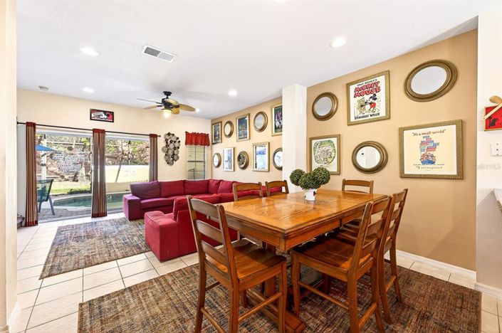 Image No.8-3 Bed Townhouse for sale