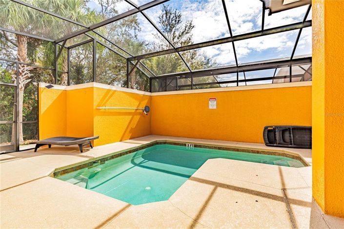 Image No.11-4 Bed Townhouse for sale