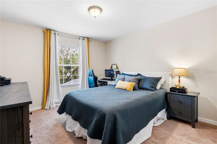 Image No.17-4 Bed Townhouse for sale