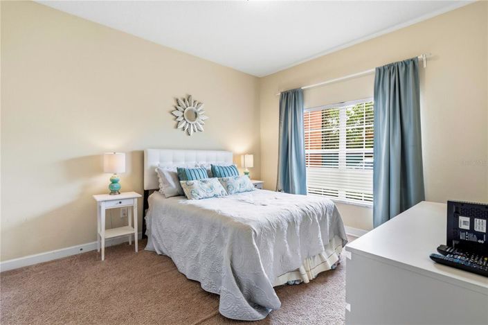 Image No.2-4 Bed Townhouse for sale