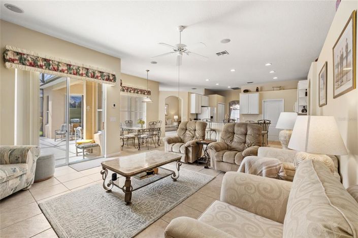 Image No.23-4 Bed Property for sale