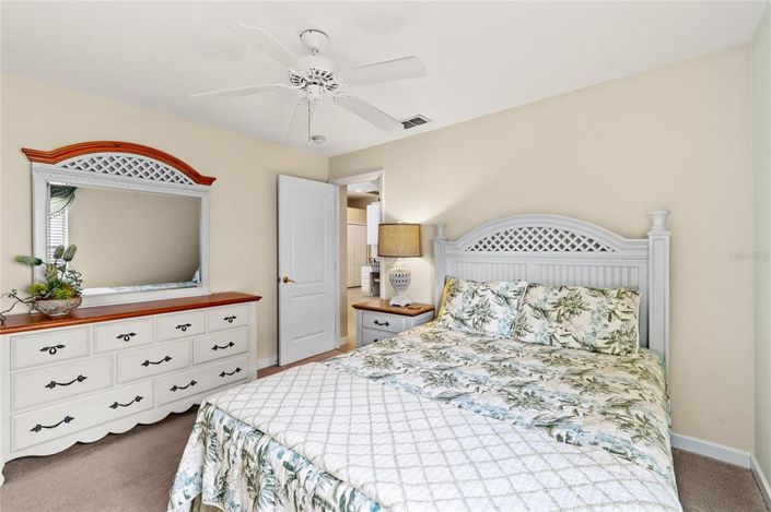 Image No.34-4 Bed Property for sale