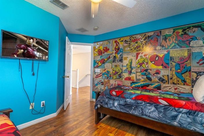 Image No.21-7 Bed Property for sale