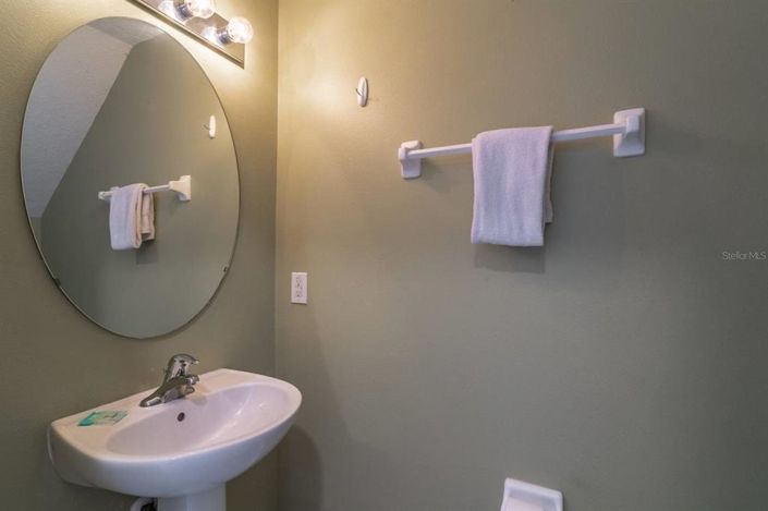 Image No.32-7 Bed Property for sale