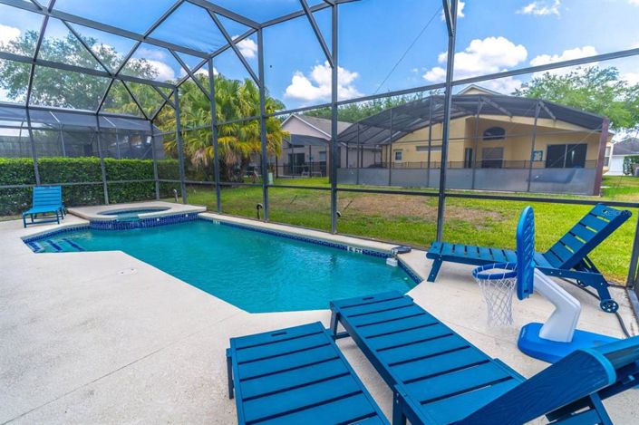 Image No.37-7 Bed Property for sale