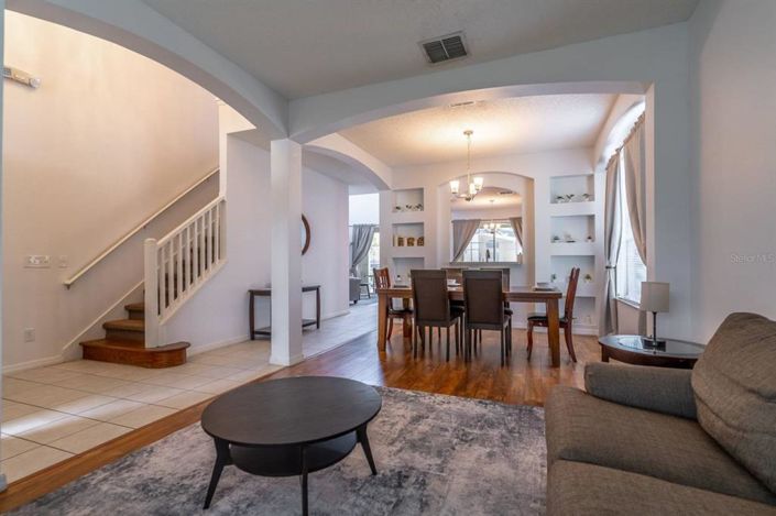 Image No.6-7 Bed Property for sale