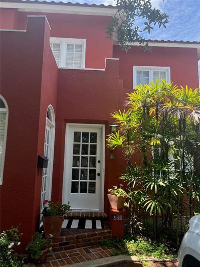 Image No.17-3 Bed Property for sale