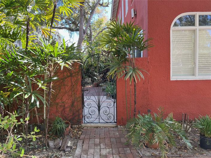 Image No.7-3 Bed Property for sale