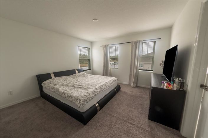 Image No.29-3 Bed Property for sale