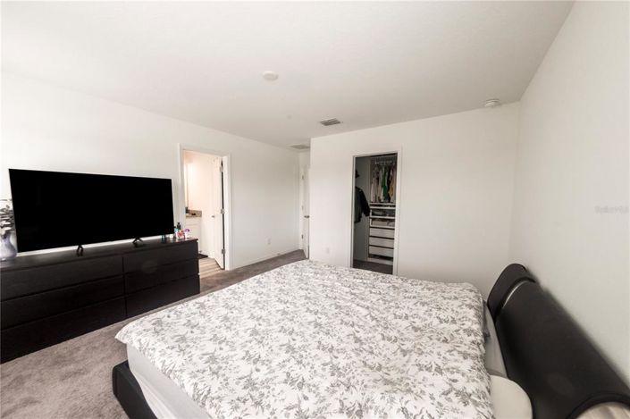 Image No.32-3 Bed Property for sale