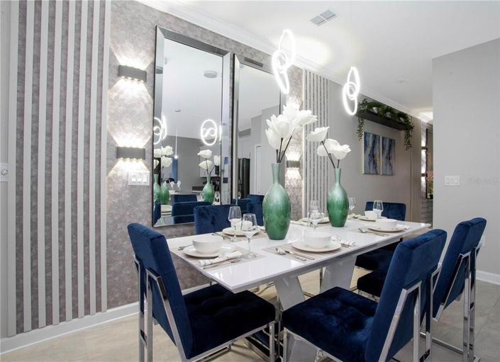 Image No.12-4 Bed Townhouse for sale