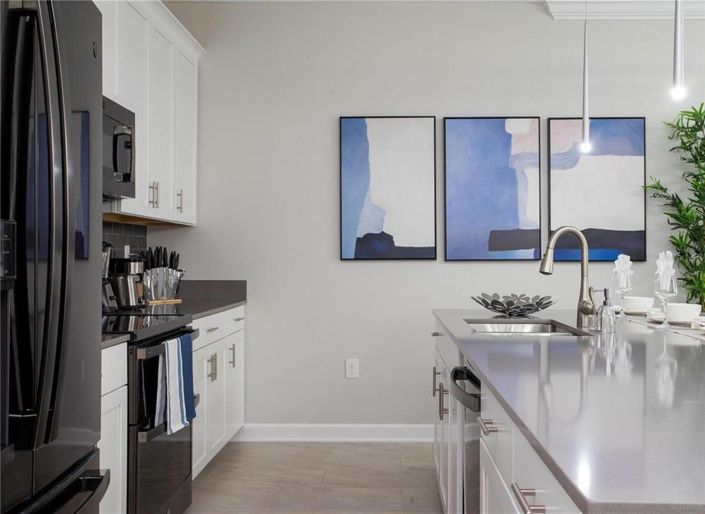 Image No.21-4 Bed Townhouse for sale