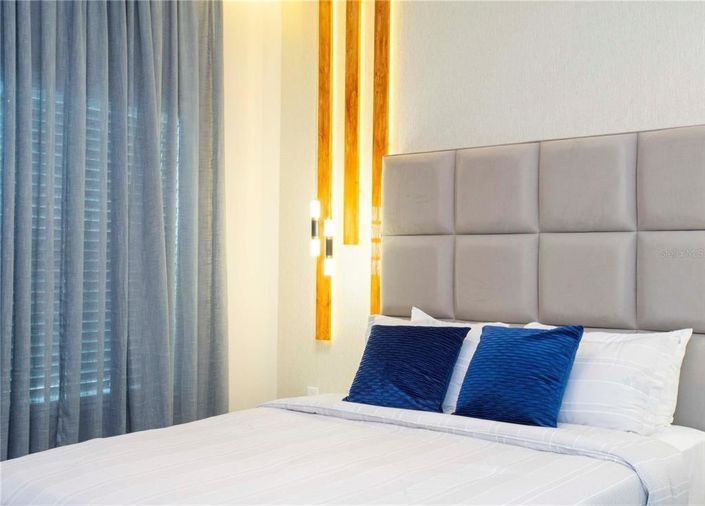 Image No.48-4 Bed Townhouse for sale