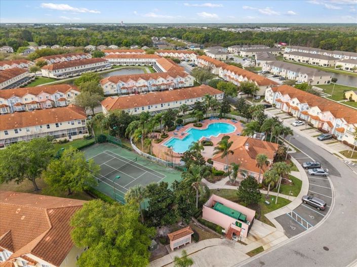 Image No.37-3 Bed Townhouse for sale